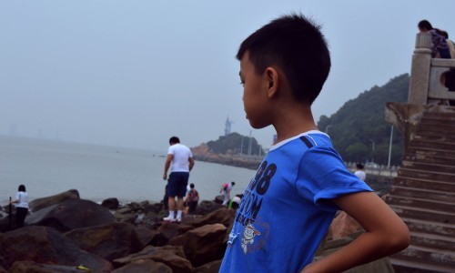 尿液溅到脸上怎么办-尿脸上当场、尿到脸上会过敏吗女生 -尿到脸上会过敏吗网